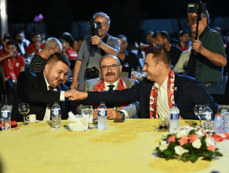 balikesirspor-sevdasi-icin-memleket-tek-yurek