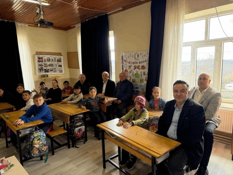 baskan-akindan-kirsaldaki-cocuklara-23-nisan-hediyesi