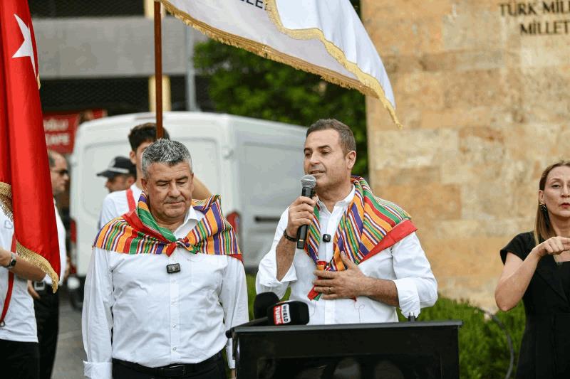geleneksel-kurtdereli-mehmet-pehlivan-yagli-gureslerinin-1-gunu-kortejle-sona-erdi