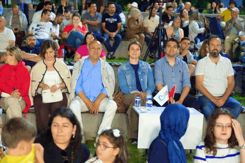 babalar-gununde-buyuksehirden-anlamli-konser