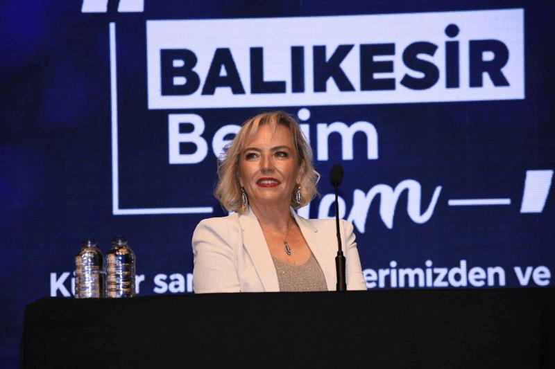 balikesirde-2-kitap-fuari-10-gunde-216-bin-ziyaretciyi-agirladi