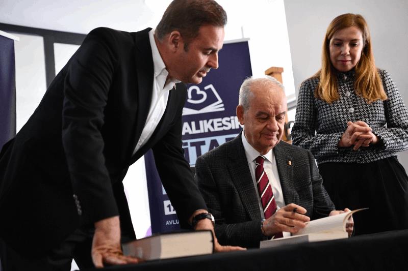 balikesir-kitap-fuarini-ilk-iki-gunde-35-bin-kisi-ziyaret-etti