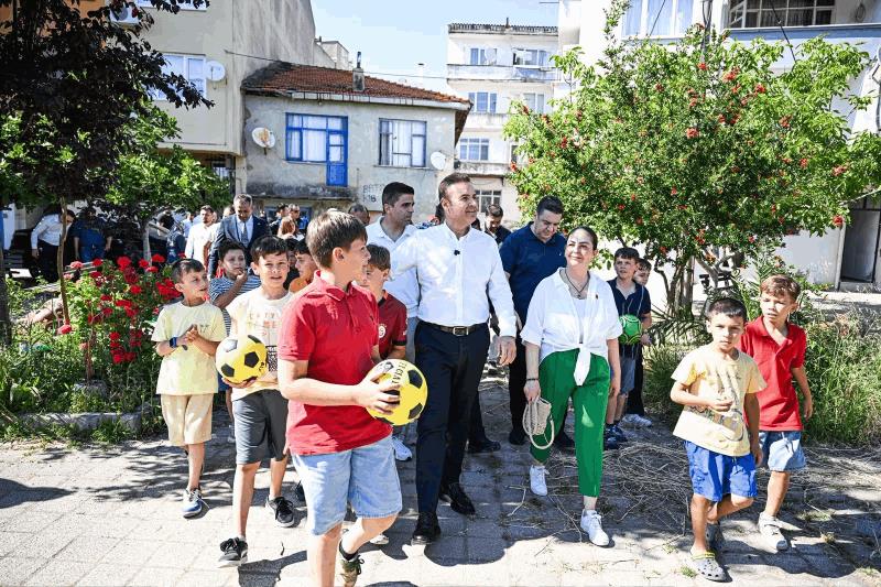 akin-erdekin-mahallelerini-ziyaret-etti