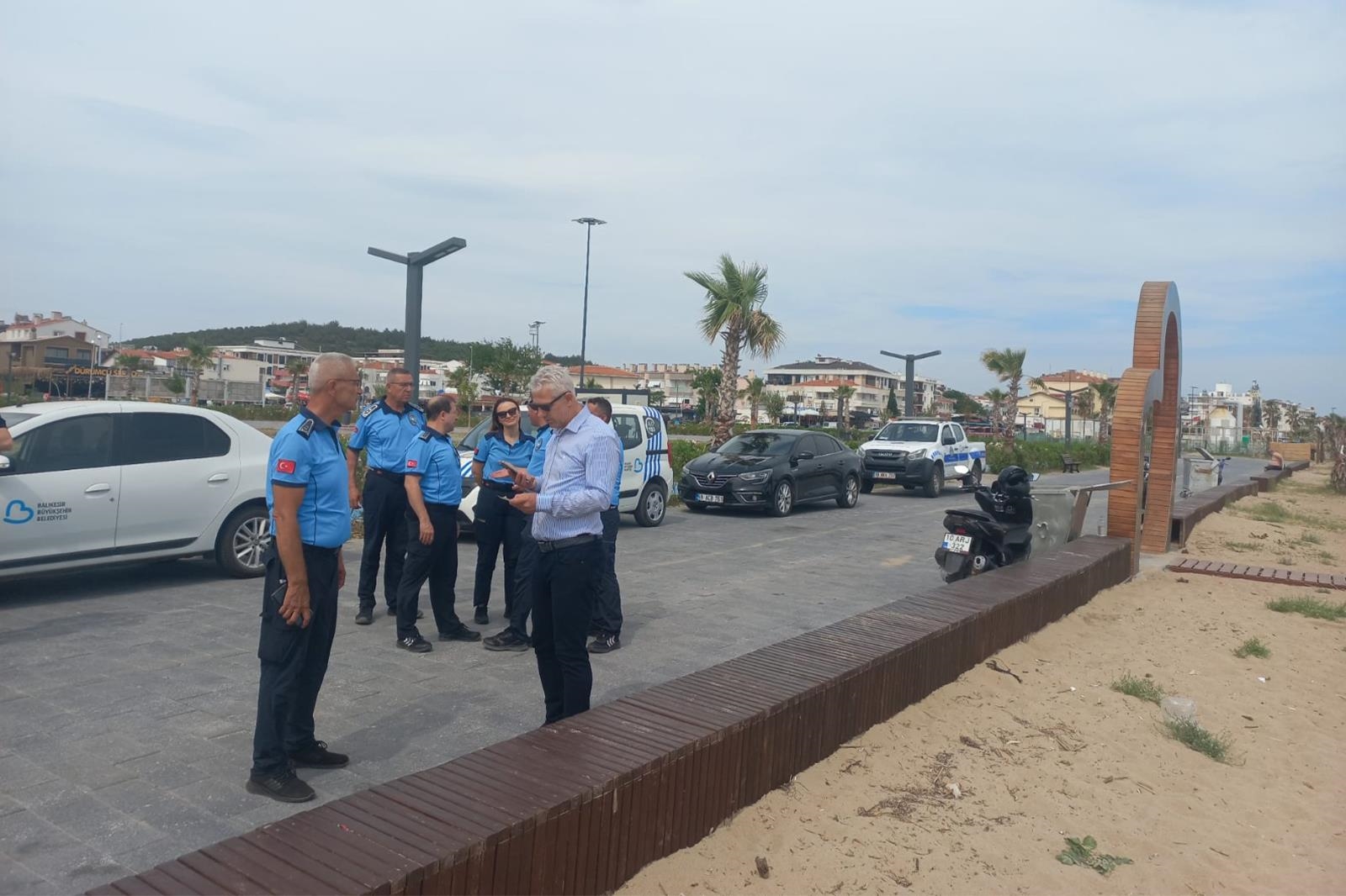 balikesir-buyuksehir-belediyesinden-sarimsakli-plajinda-siki-denetim