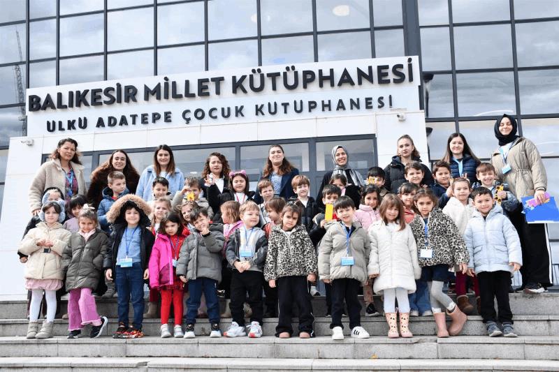 buyuksehirin-kutuphane-haftasi-etkinliklerine-yogun-ilgi