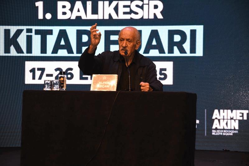 alper-akcam-tonguc-bu-ulkede-ataturkten-sonra-ikinci-isimdir