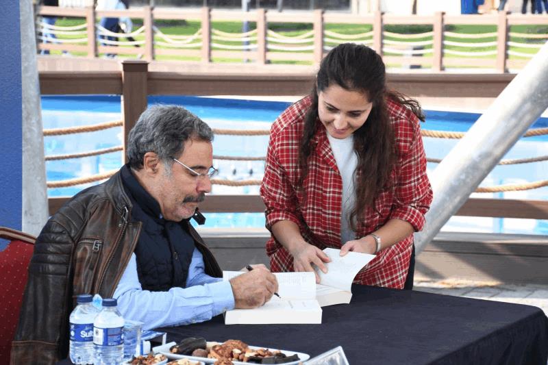 birbirinden-kiymetli-yazarlar-balikesir-kitap-fuarinda