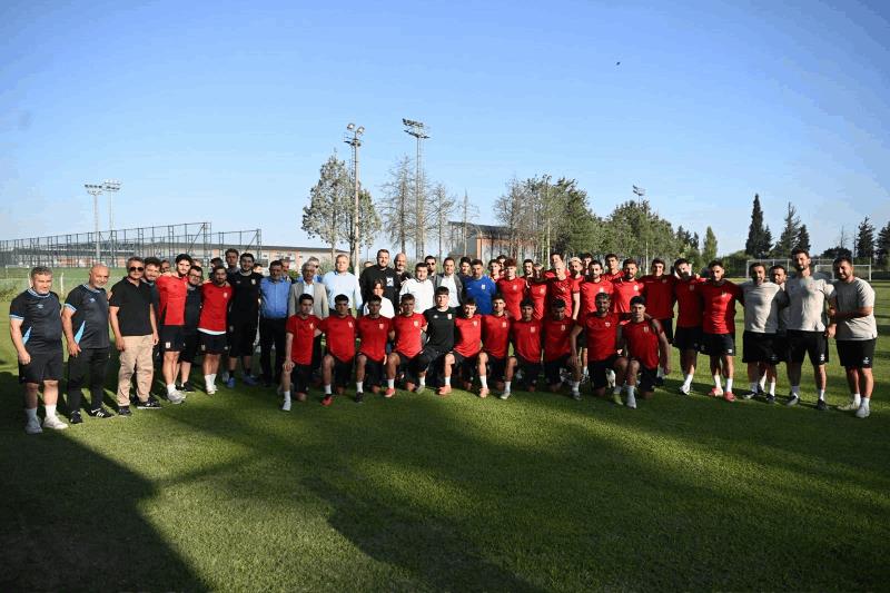 akindan-balikesirspora-sezon-oncesi-moral-ziyareti