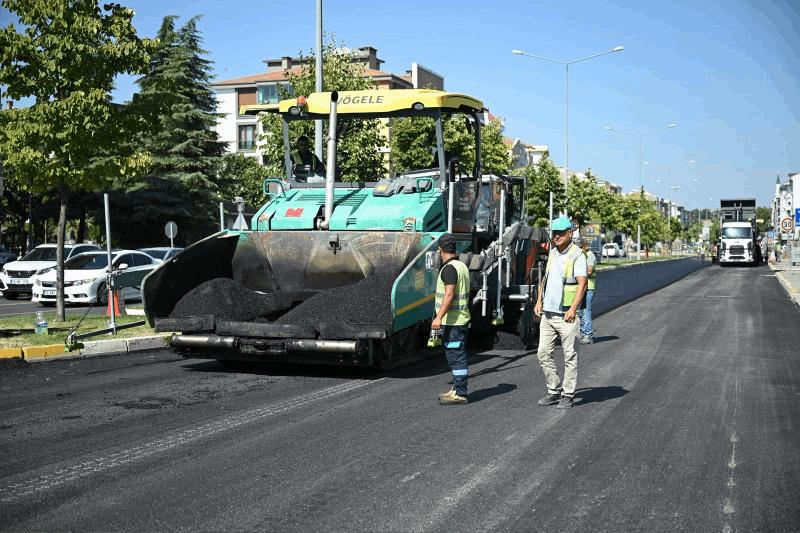 ahmet-akinla-savastepe-caddesi-modern-yuzune-kavustu