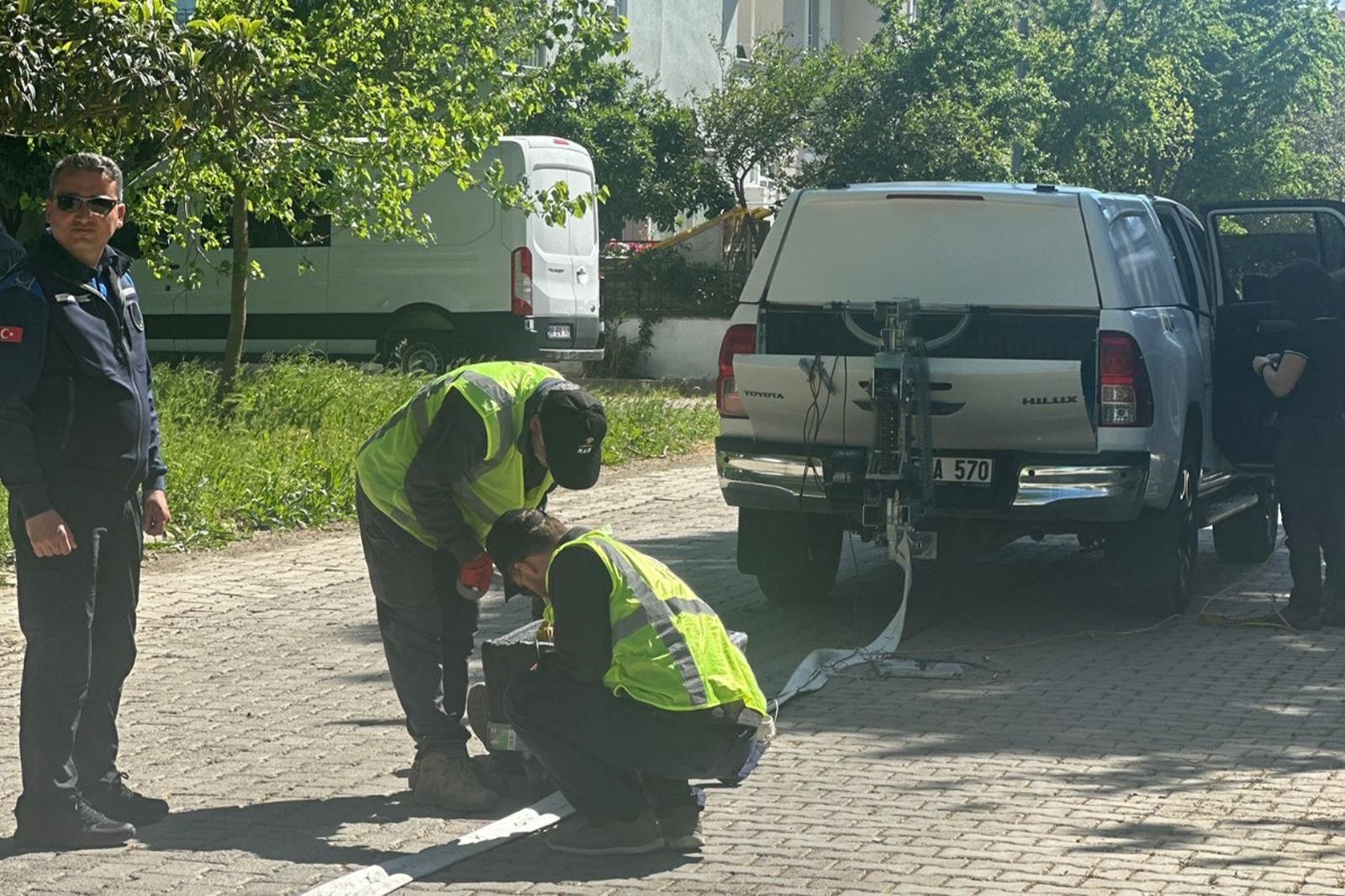 buyuksehir-20-ilcede-deprem-direncli-bir-kent-icin-sahada