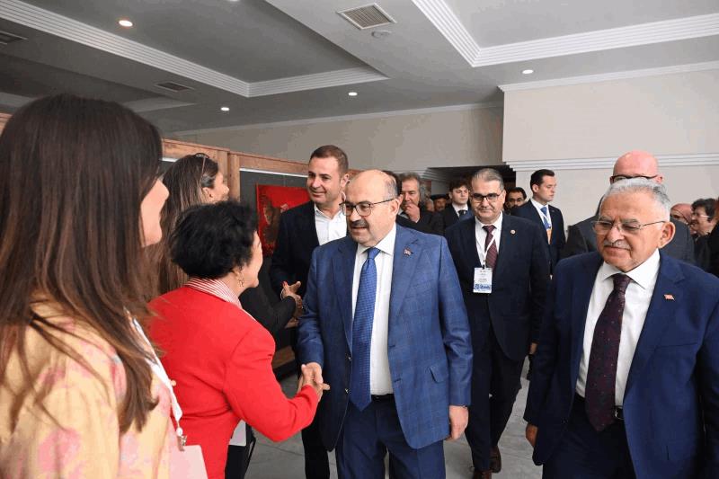 turkiyenin-kent-konseyleri-balikesirde-bulustu