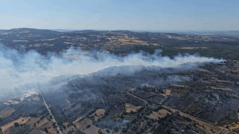 balikesir-itfaiyesi-3-ayri-noktada-yanginlara-mudahale-ediyor
