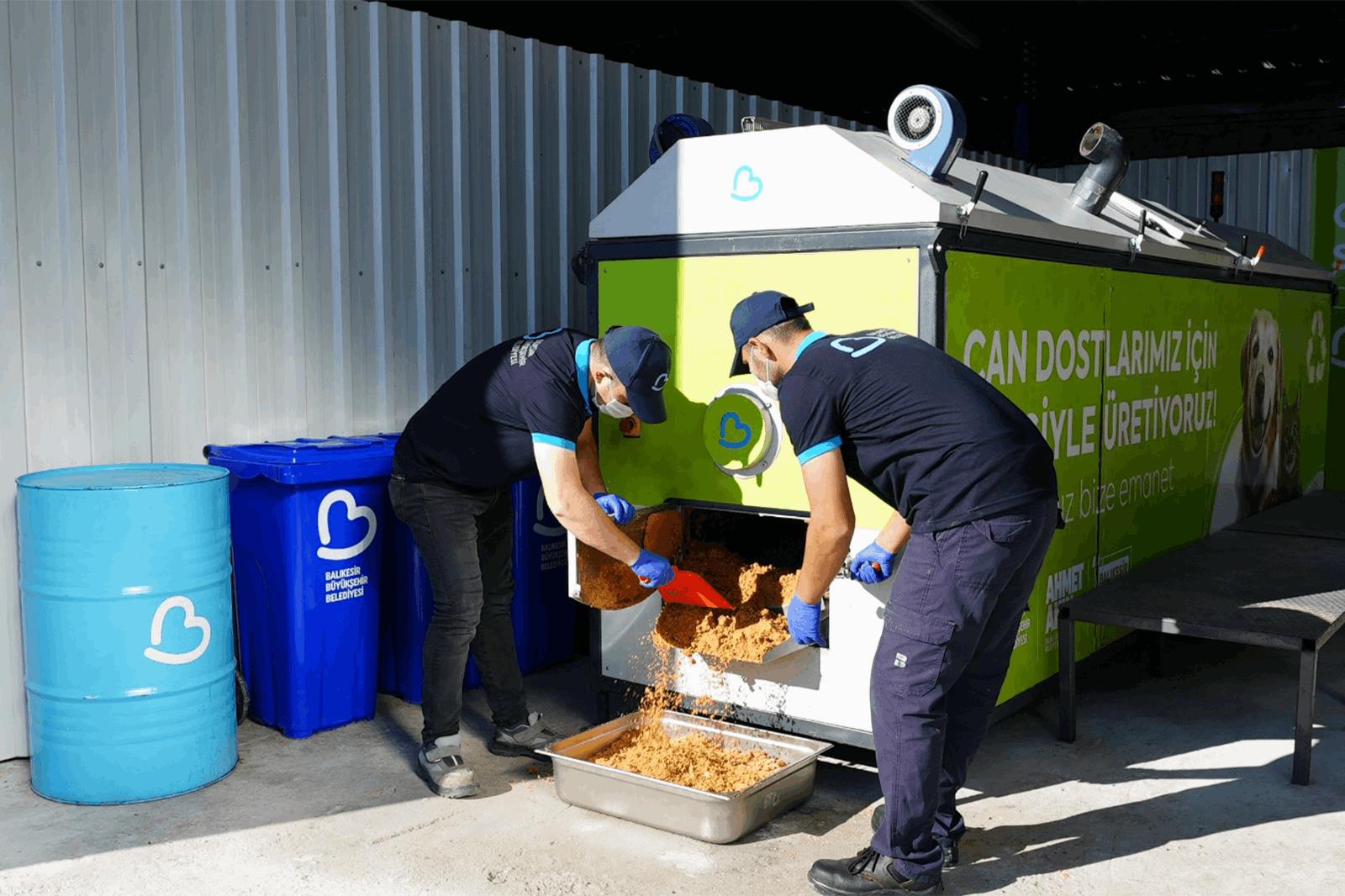 buyuksehir-can-dostlarin-mamasini-kendi-uretiyor