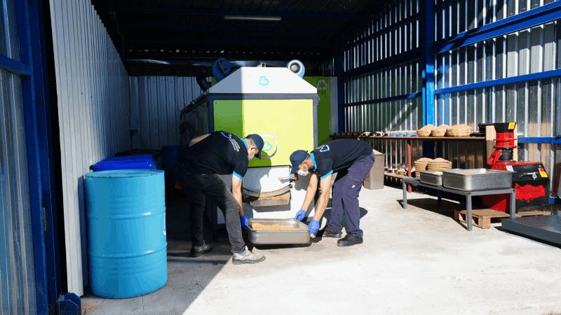 buyuksehir-can-dostlarin-mamasini-kendi-uretiyor