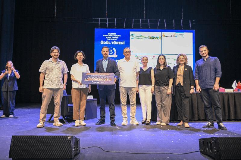 cumhuriyet-meydani-sosyal-merkezi-proje-yarismasinda-oduller-sahiplerini-buldu