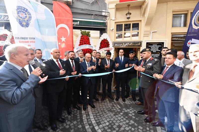 akindan-gonullere-dokunan-iki-acilis