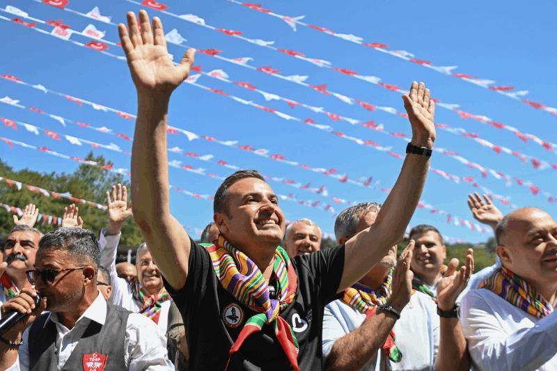 kurtdereli-mehmet-pehlivan-yagli-gureslerinde-1730-yigit-kol-baglayacak