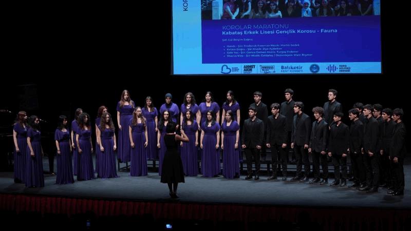 korolar-maratonu-muhtesem-performanslarla-basladi