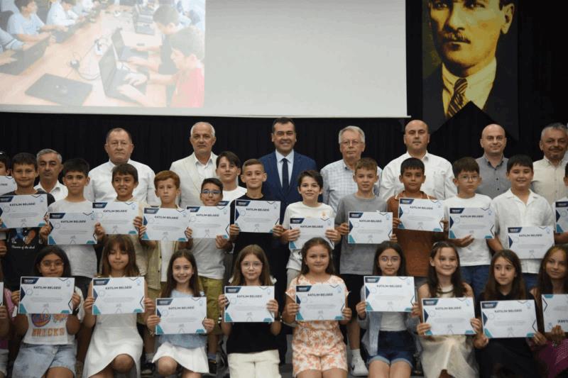 gonen-tech10da-mezuniyet-heyecani