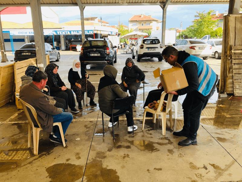 buyuksehir-belediyesi-107-arac-242-personelle-deprem-bolgesinde