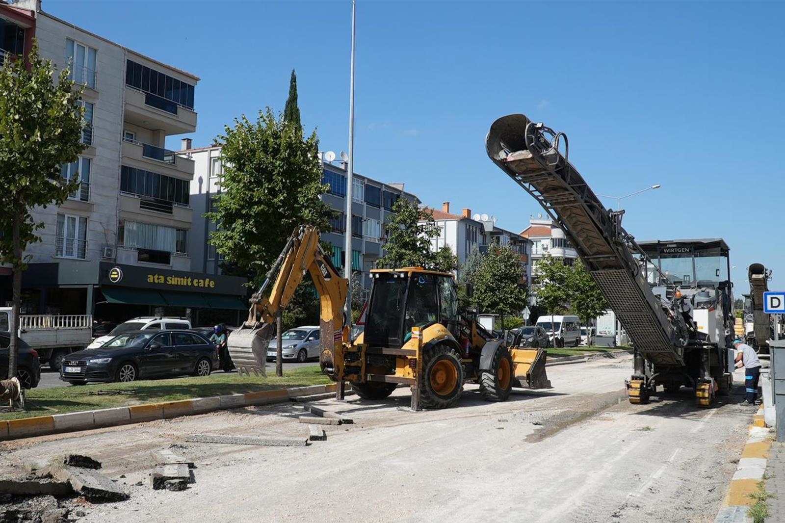 buyuksehir-savastepe-caddesini-yeniliyor