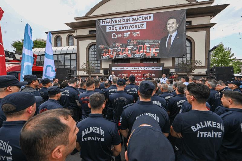 balikesir-itfaiyesi-yeni-araclarla-gucune-guc-katti