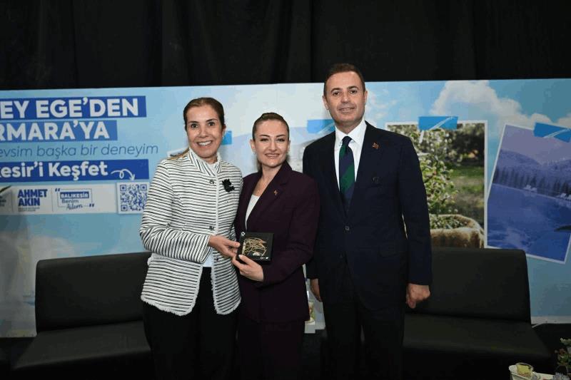 akin-balikesirimizin-adini-uluslararasi-turizmde-hak-ettigi-noktaya-tasiyoruz