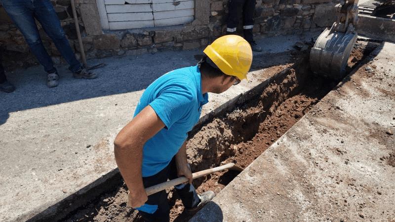 ayvalik-cunda-su-urunleri-kooperatifinde-cevreyi-koruyan-altyapi-calismasi