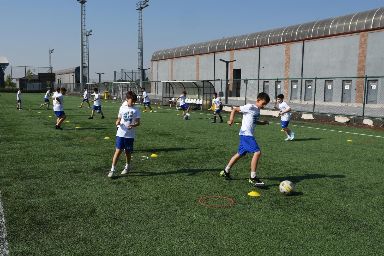 buyuksehir-yaz-spor-okullari-saglikli-nesiller-yetistiriyor