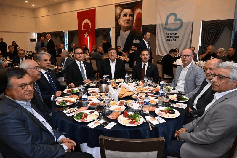 2-tarim-ve-hayvancilik-fuari-ureticiye-guc-balikesire-deger-katacak
