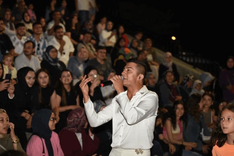 buyuksehirin-yaz-konserleri-yogun-ilgi-goruyor