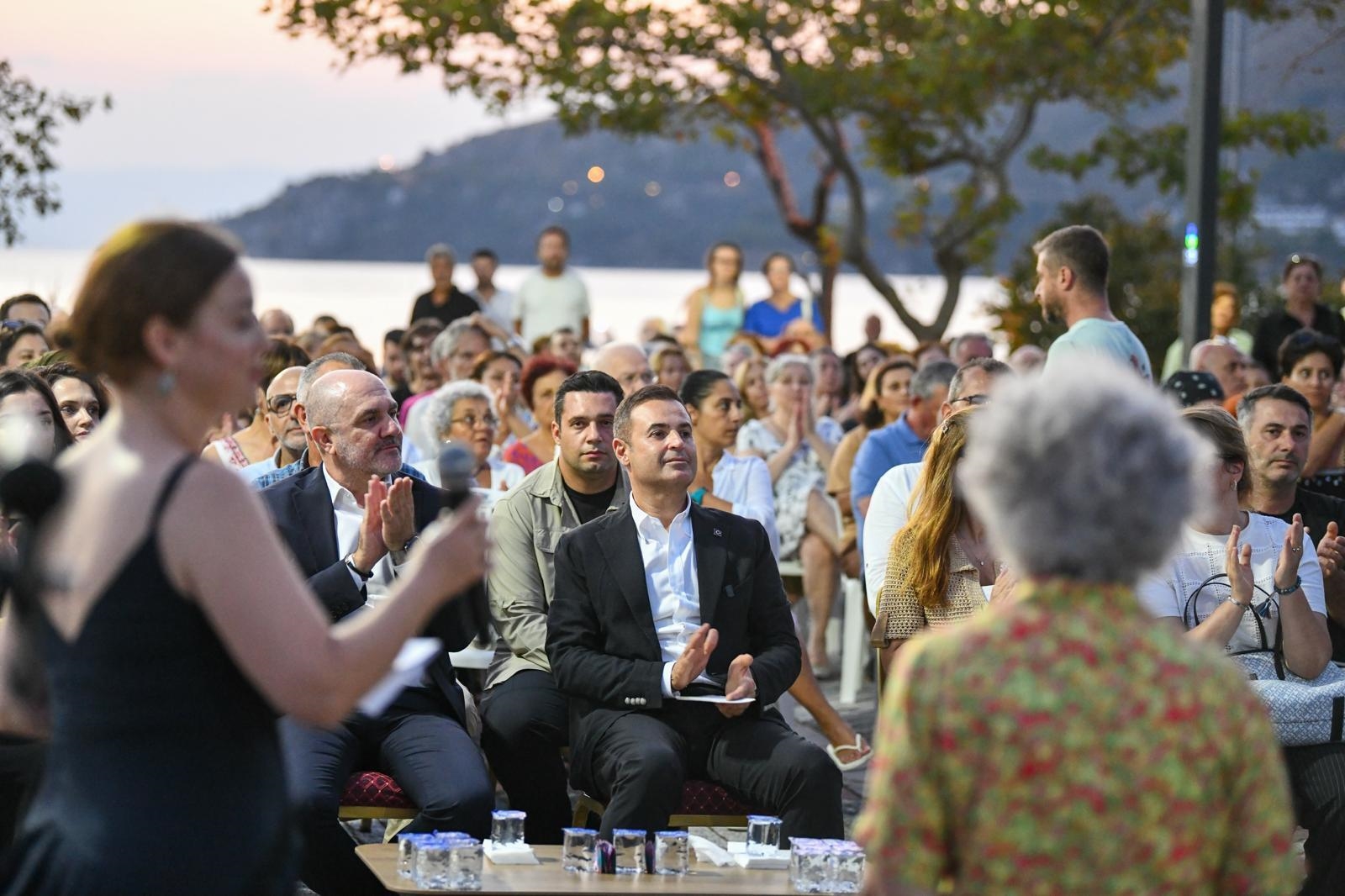 akin-5-marmara-edebiyat-festivaline-katildi