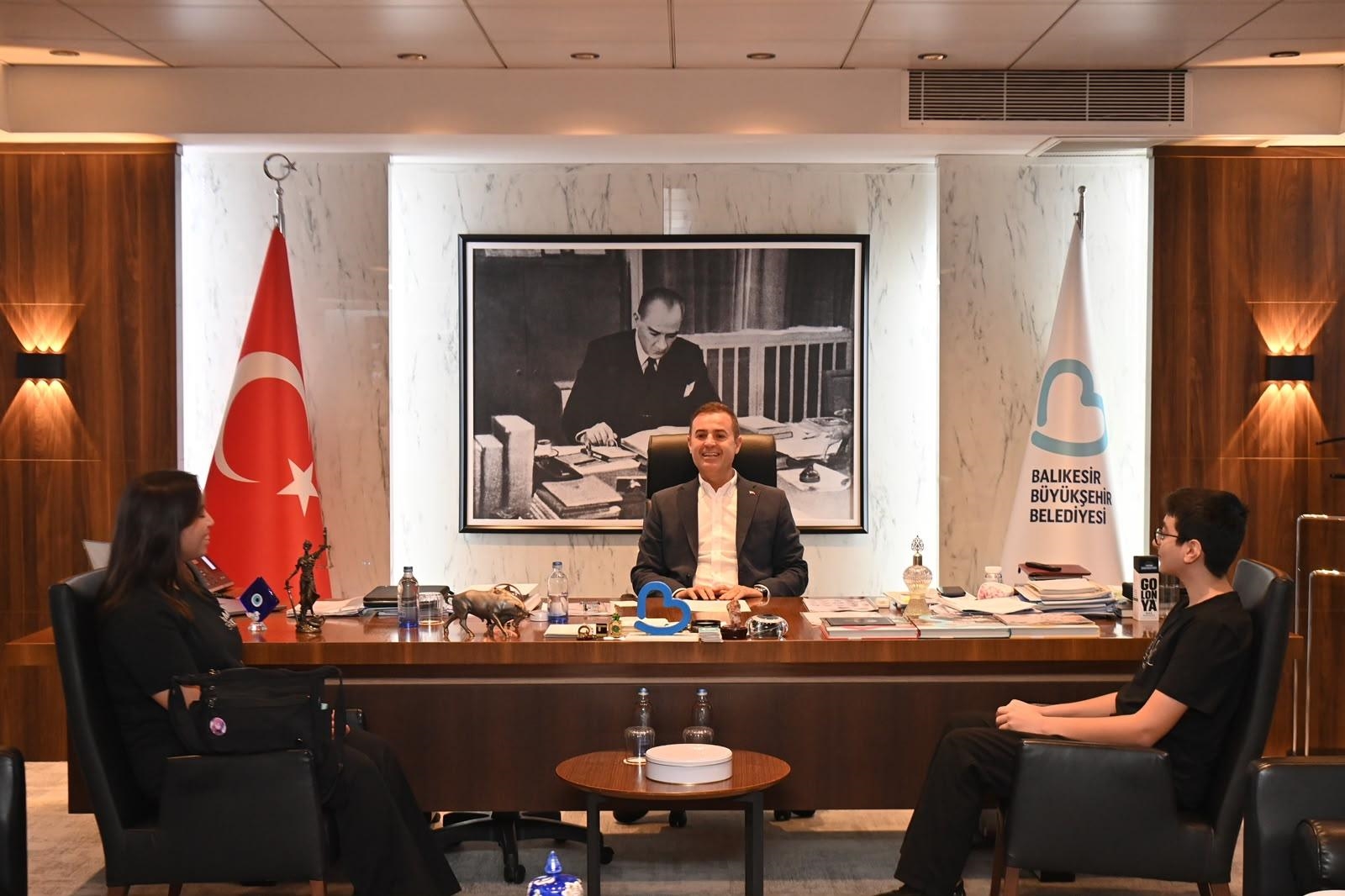 akin-lgs-birincilerini-makaminda-agirladi