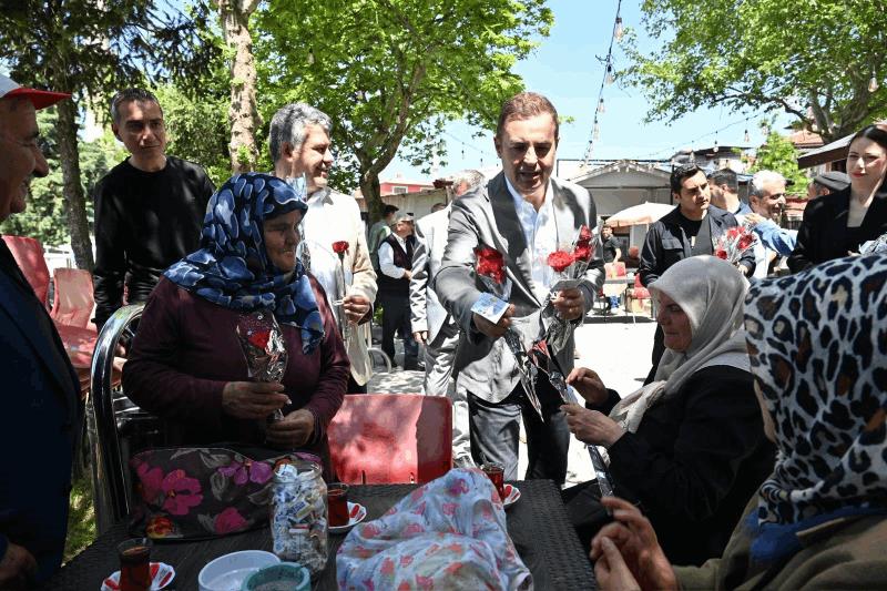 akindan-karesi-cikarmasi-hem-hayirlara-katildi-hem-anneler-gununu-kutladi