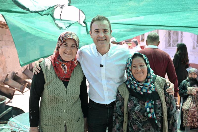 akindan-karesi-cikarmasi-hem-hayirlara-katildi-hem-anneler-gununu-kutladi