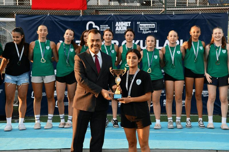 yaz-spor-okullari-kapanis-toreni-gerceklestirildi