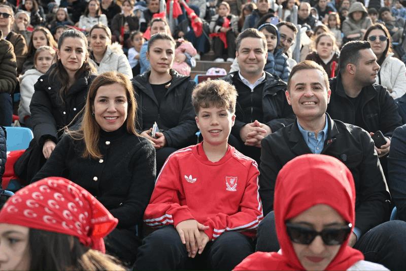balikesirde-kardeslik-ruzgri