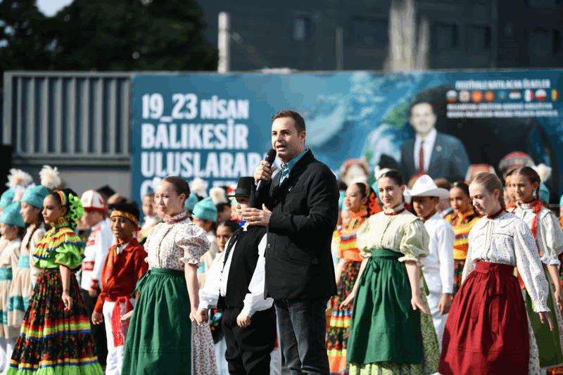 balikesirde-kardeslik-ruzgri