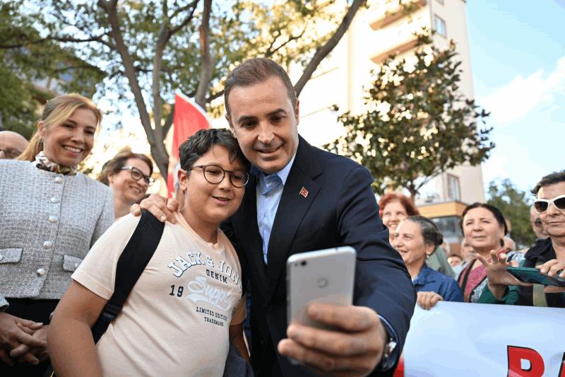 buyuksehirden-dunya-balikesirliler-gununde-muhtesem-kortej