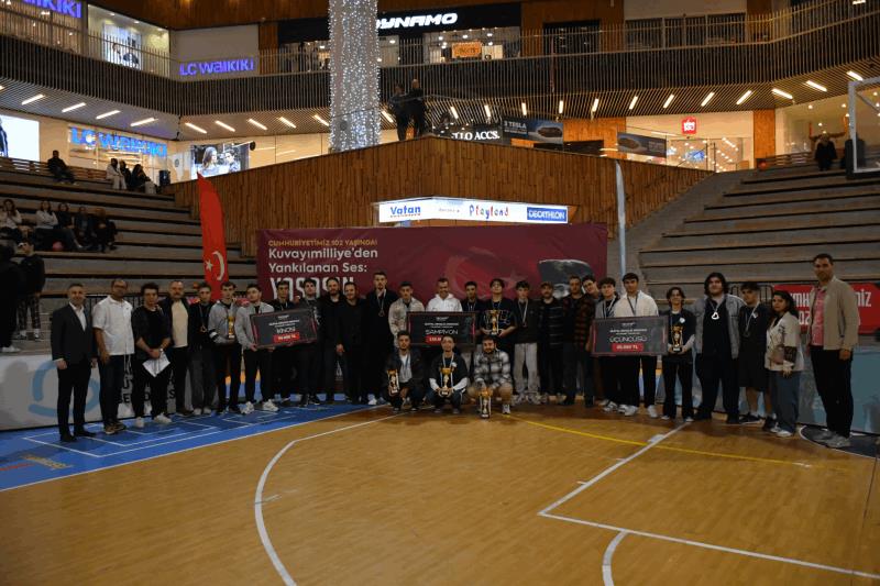 cumhuriyet-bayrami-etkinlikleri-yogun-ilgi-ile-gerceklestirildi