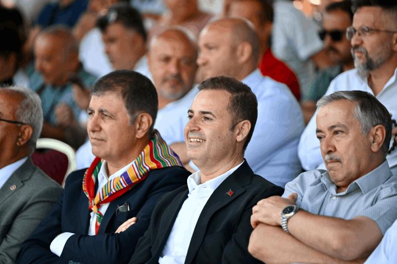 65-geleneksel-kurtdereli-mehmet-pehlivan-yagli-gureslerinin-baspehlivani-orhan-okulu