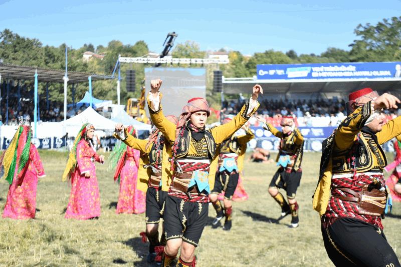 65-geleneksel-kurtdereli-mehmet-pehlivan-yagli-gureslerinin-baspehlivani-orhan-okulu