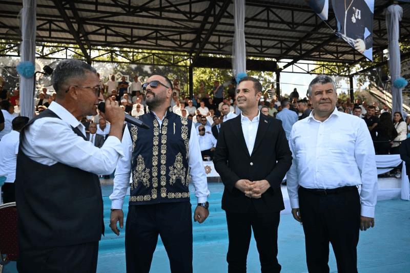 65-geleneksel-kurtdereli-mehmet-pehlivan-yagli-gureslerinin-baspehlivani-orhan-okulu