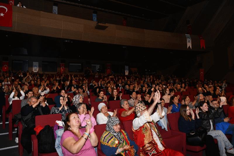 balikesirlilerden-uc-gun-suren-1010-etkinliklerine-yogun-ilgi