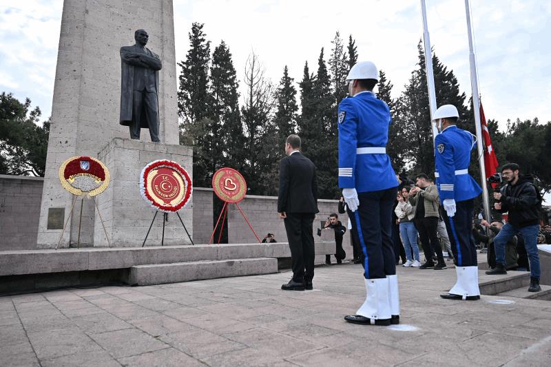 balikesir-10-kasimda-atasini-andi