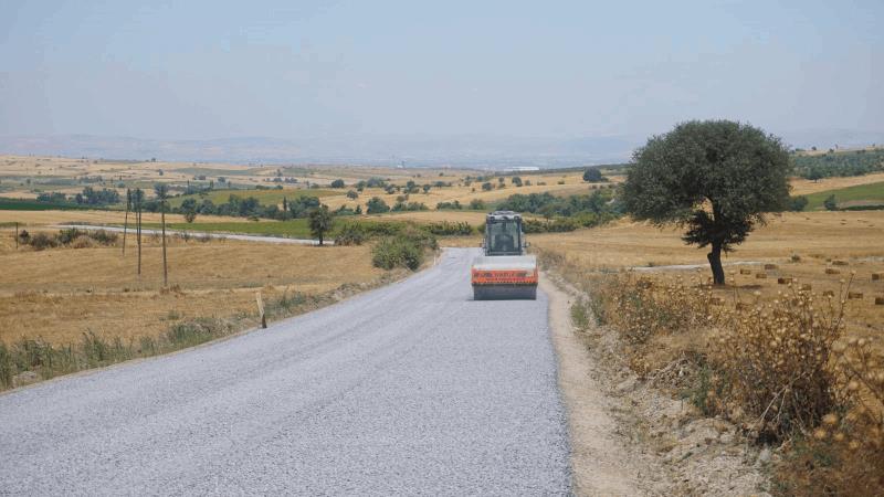 buyuksehir-orhanli-ciftlikkoy-arasindaki-yolu-iyilestirdi