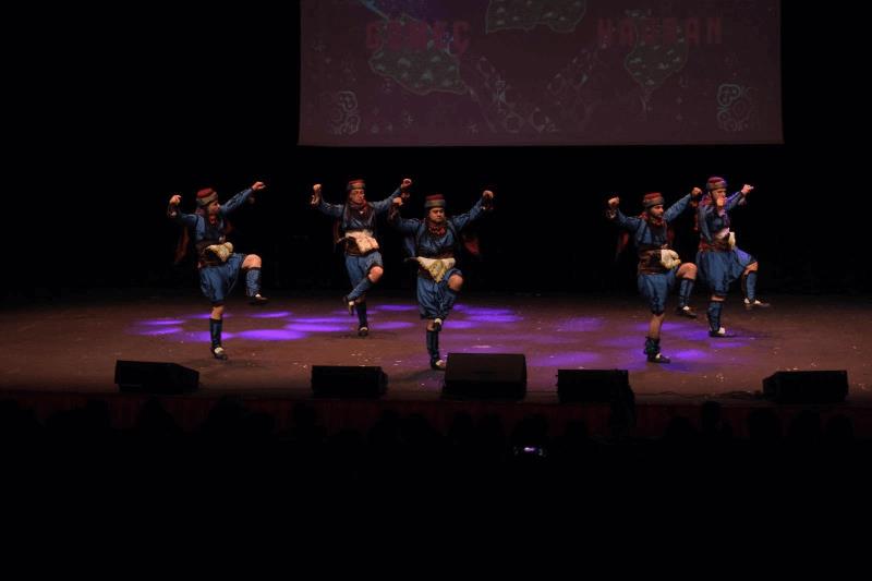 kuvayimilliyenin-destansi-hikyesi-sahneye-tasindi