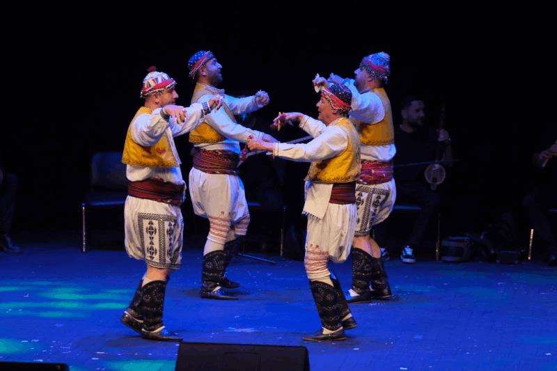 kuvayimilliyenin-destansi-hikyesi-sahneye-tasindi