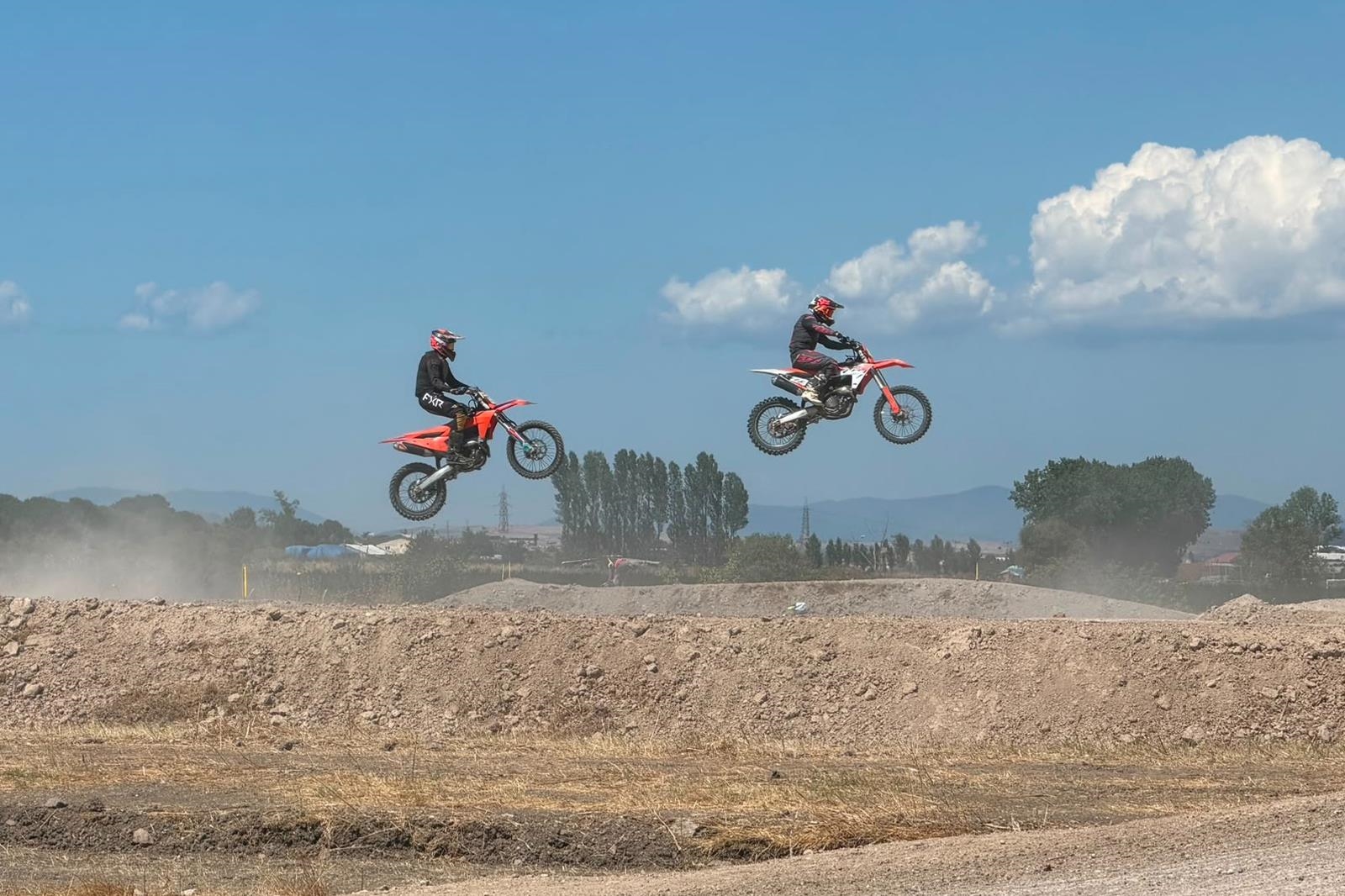 buyuksehirin-destegiyle-gerceklesen-turkiye-motokros-sampiyonasi-nefes-kesti