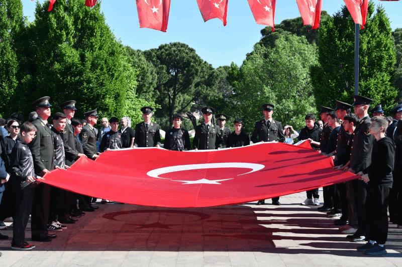 akin-19-mayis-umudun-cesaretin-ve-millet-iradesinin-adidir